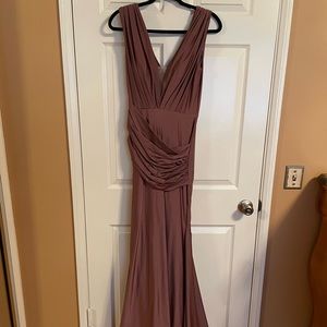 Dress perfect for prom wedding sweet sixteen or bridesmaid